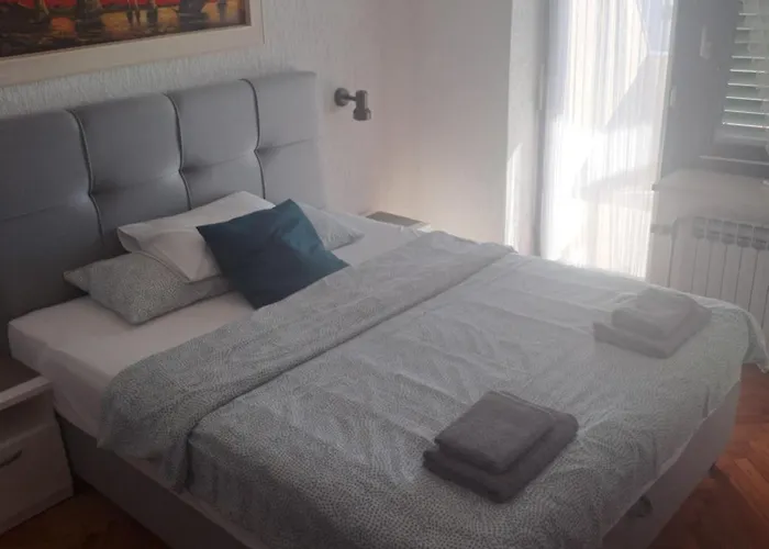 Romansa Apartman