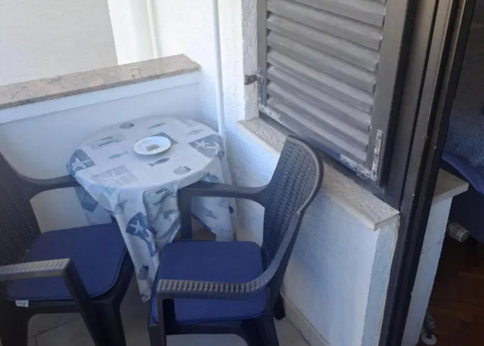 Romansa Apartman Zára
